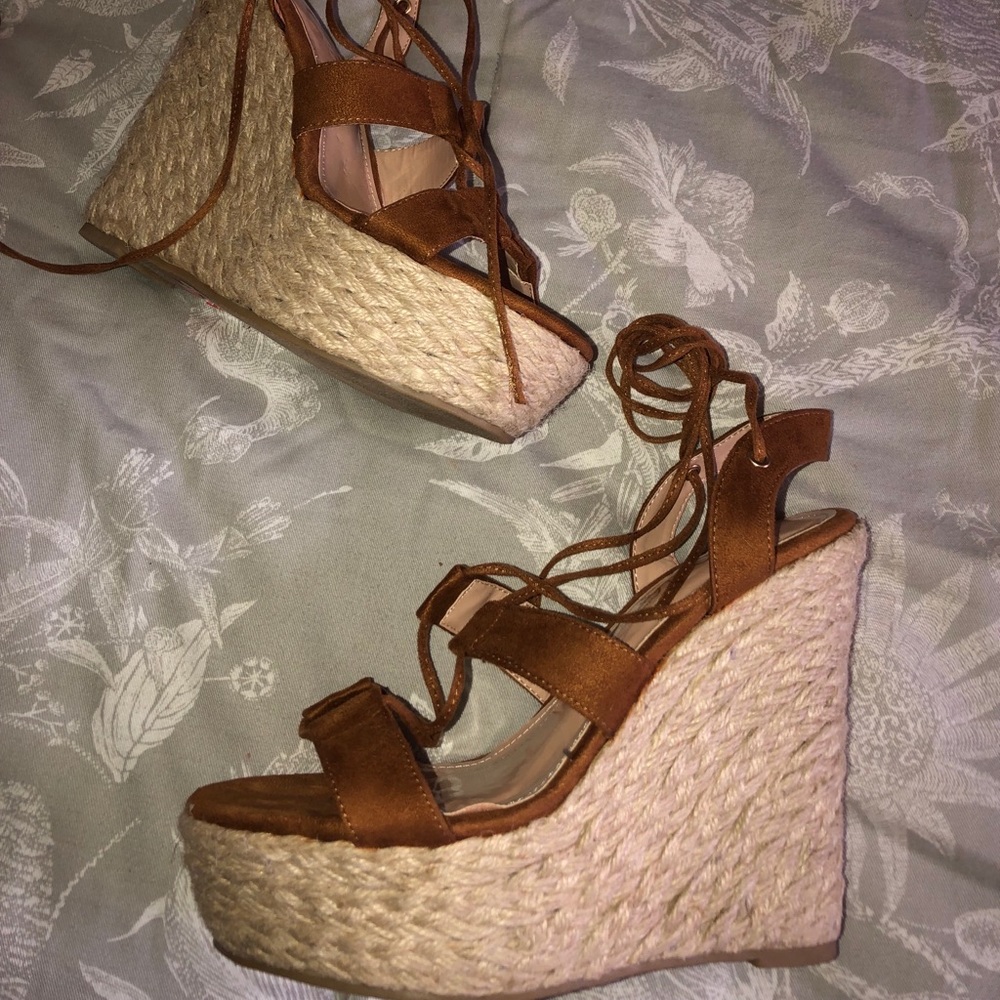 Brown Wedges 😍